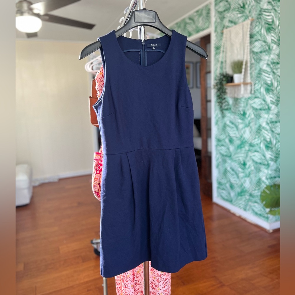 Madewell Navy Blue A Line Sheath Sleeveless Dress Fitted Tailored Sz M - Picture 2 of 5